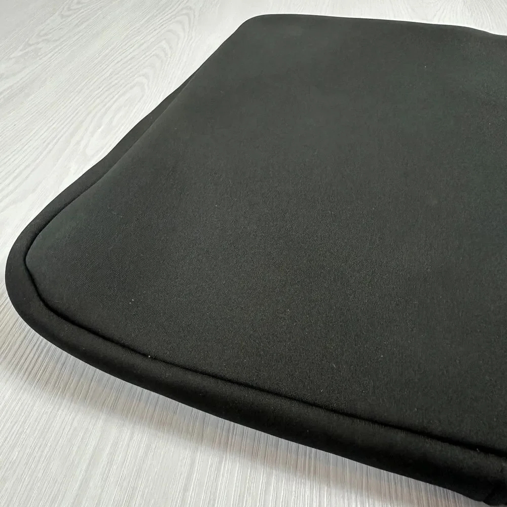 Solo Case Sleeve Padded Black Gray 17